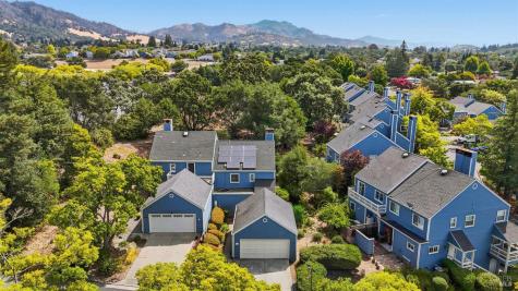 96 Firestone Way Santa Rosa CA 95409