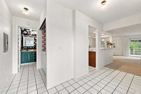 96 Firestone Way Santa Rosa CA 95409