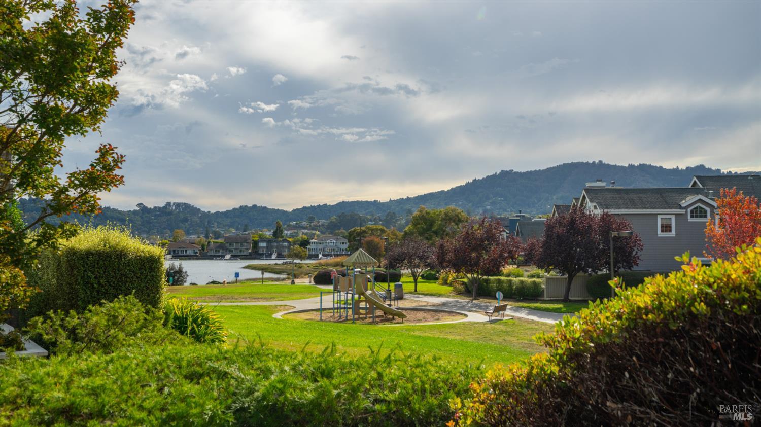 12 Drakes View Circle Greenbrae CA 94904