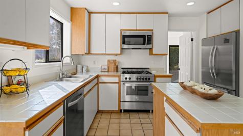 12 Drakes View Circle Greenbrae CA 94904