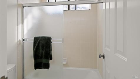 12 Drakes View Circle Greenbrae CA 94904