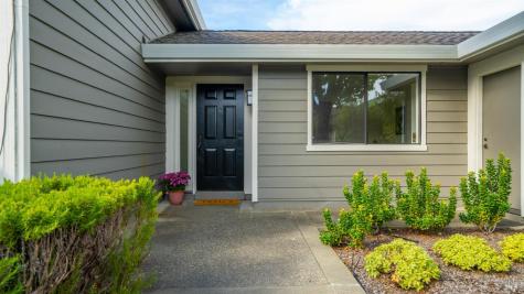 12 Drakes View Circle Greenbrae CA 94904