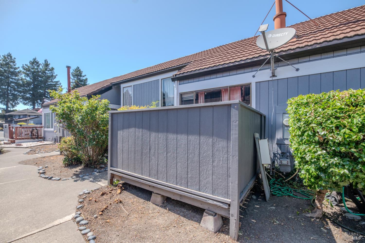 5064 Country Club Drive Rohnert Park CA 94928