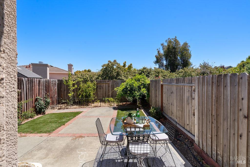 386 Columbia Circle Benicia CA 94510
