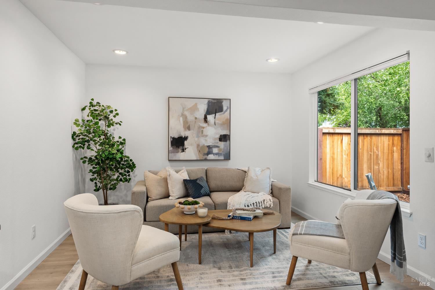 2317 Cross Avenue Santa Rosa CA 95401