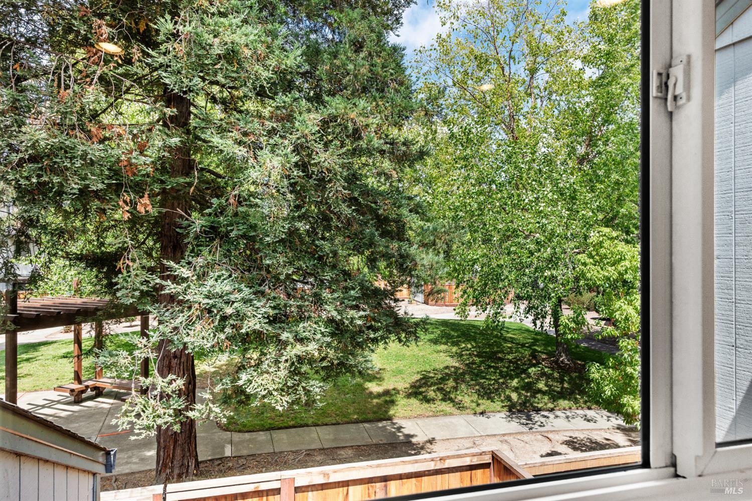 2317 Cross Avenue Santa Rosa CA 95401