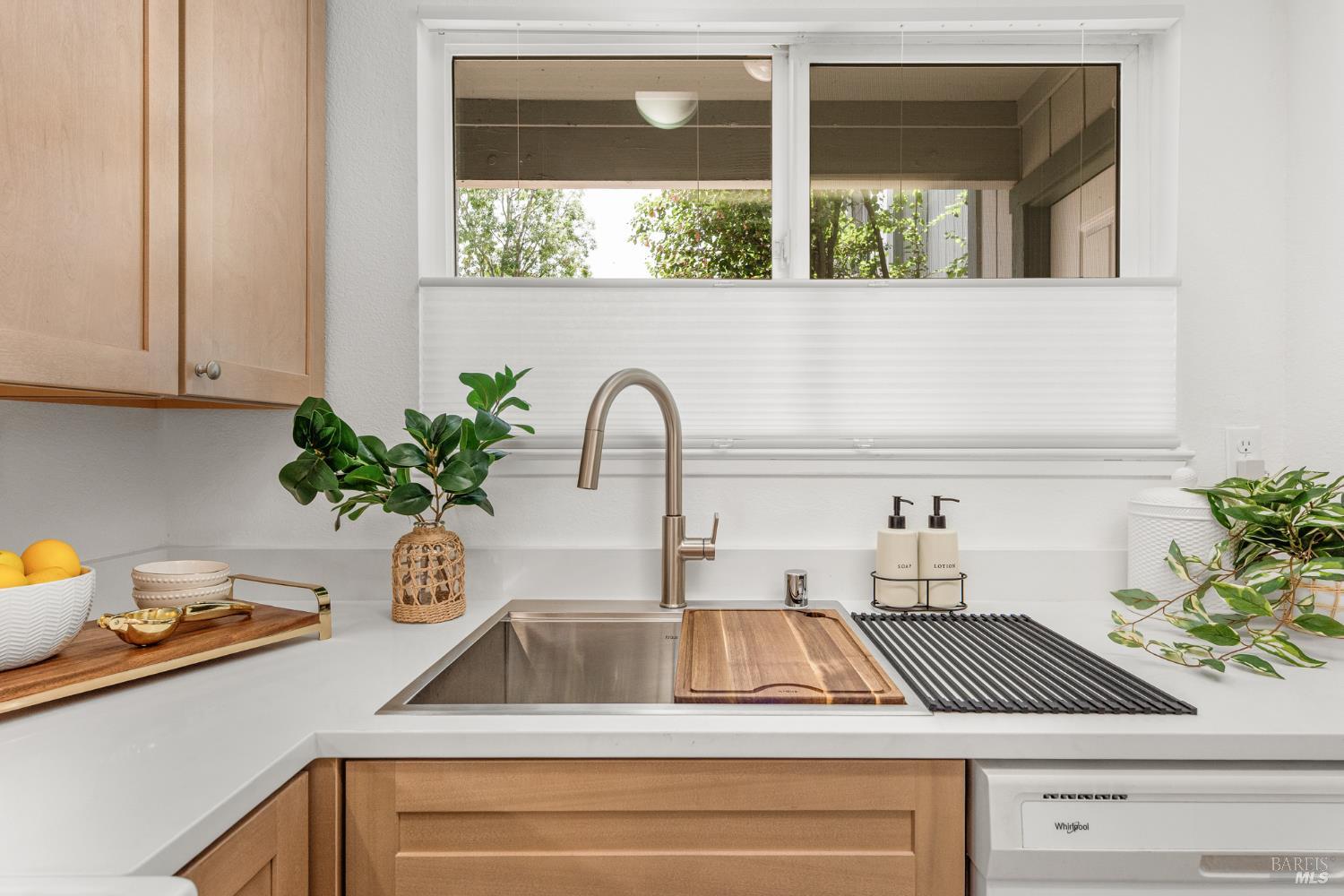 2317 Cross Avenue Santa Rosa CA 95401
