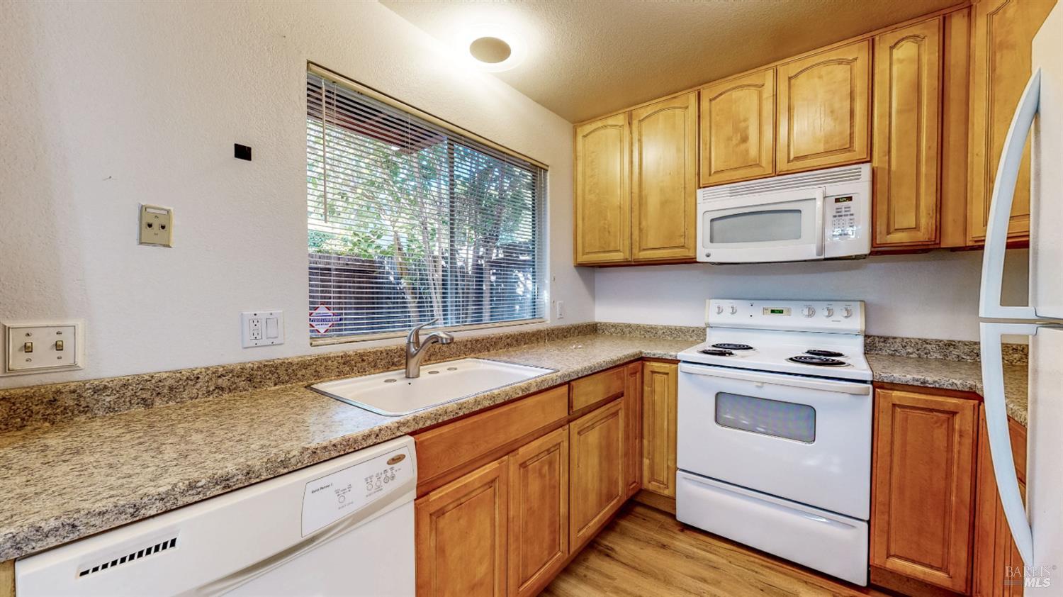 1041 Golf Course Drive Rohnert Park CA 94928