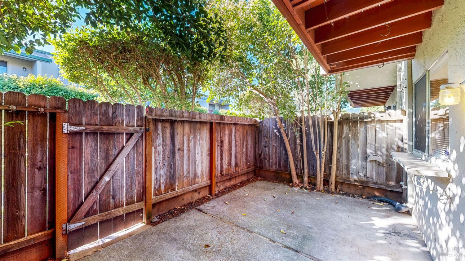 1041 Golf Course Drive Rohnert Park CA 94928