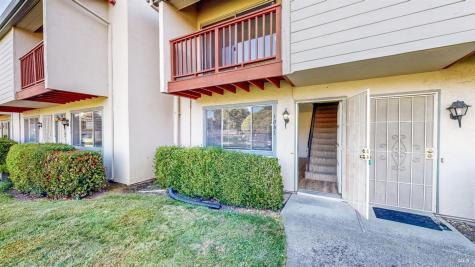 1041 Golf Course Drive Rohnert Park CA 94928