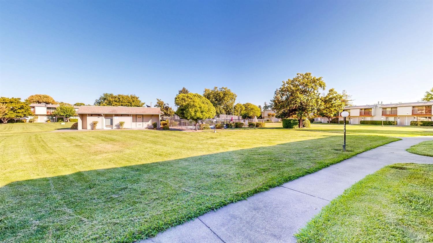 1041 Golf Course Drive Rohnert Park CA 94928