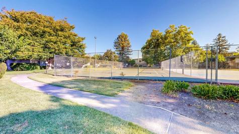 1041 Golf Course Drive Rohnert Park CA 94928