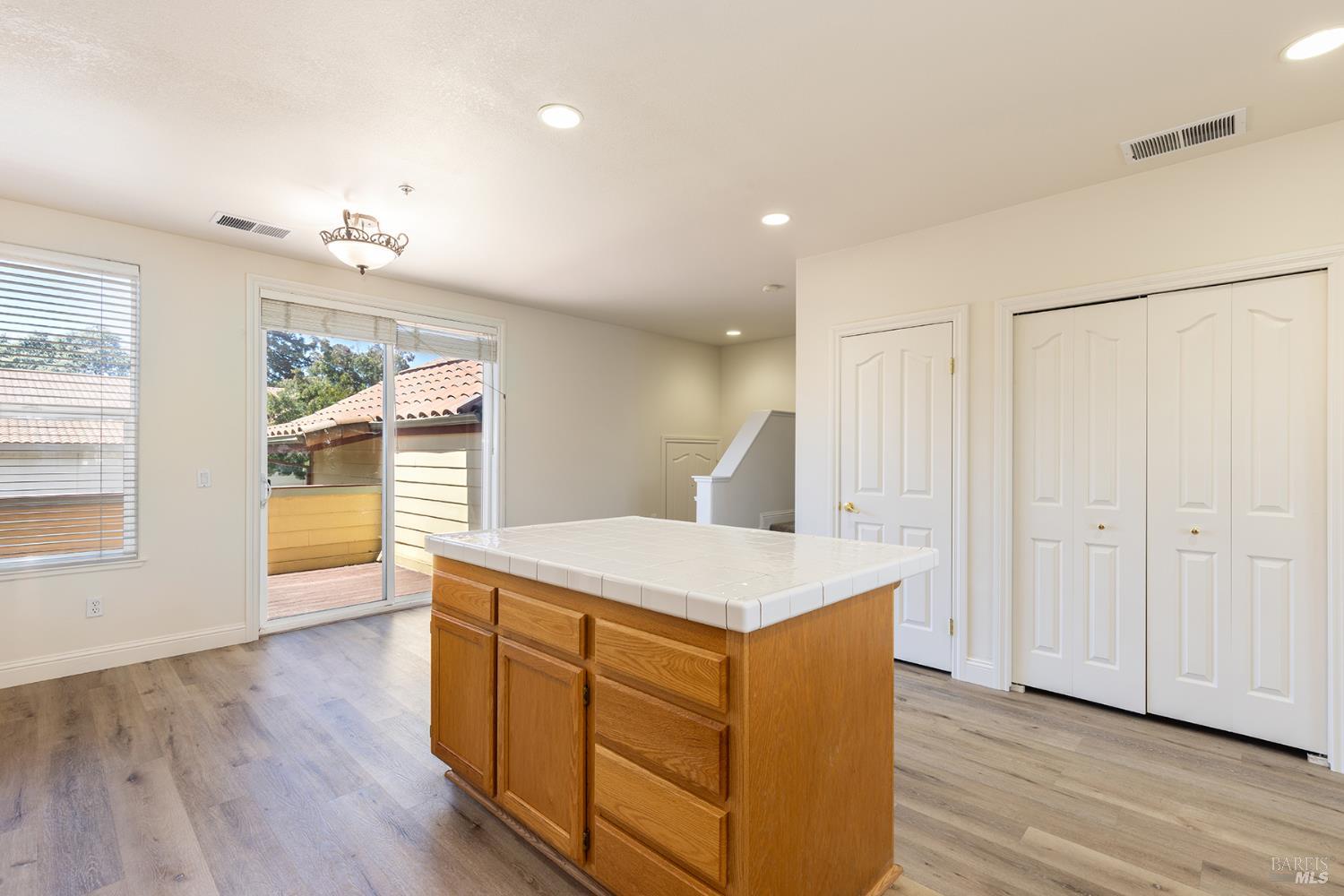 31 Johnson Street Windsor CA 95492