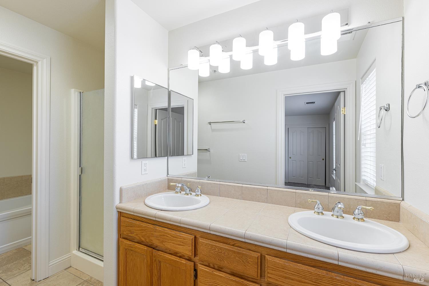 31 Johnson Street Windsor CA 95492