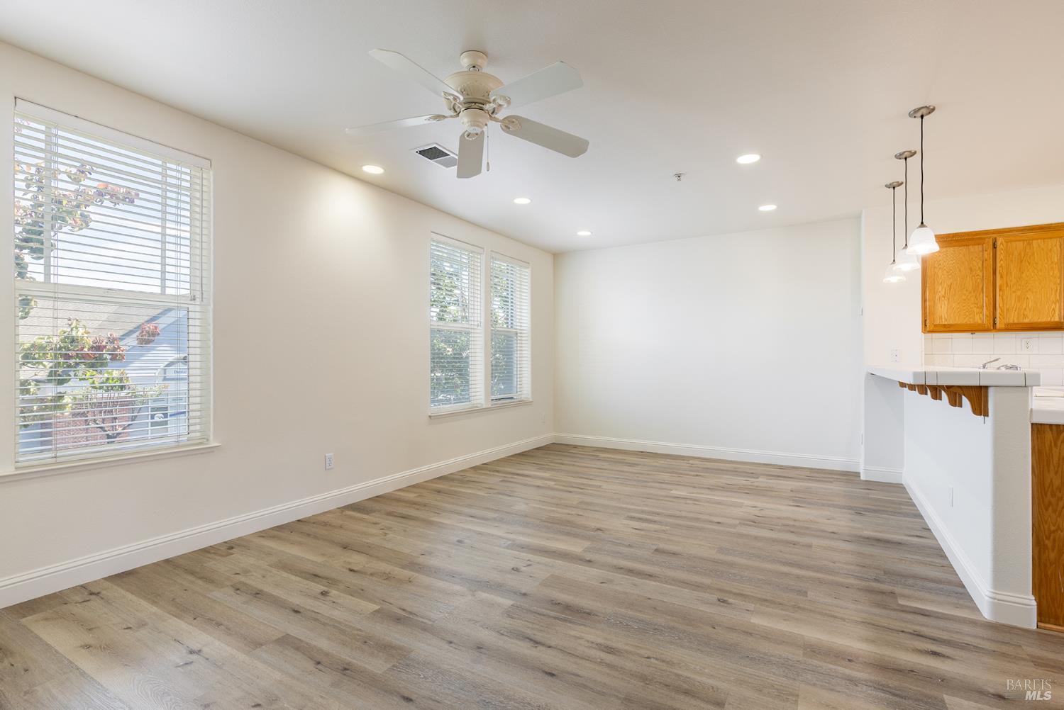 31 Johnson Street Windsor CA 95492
