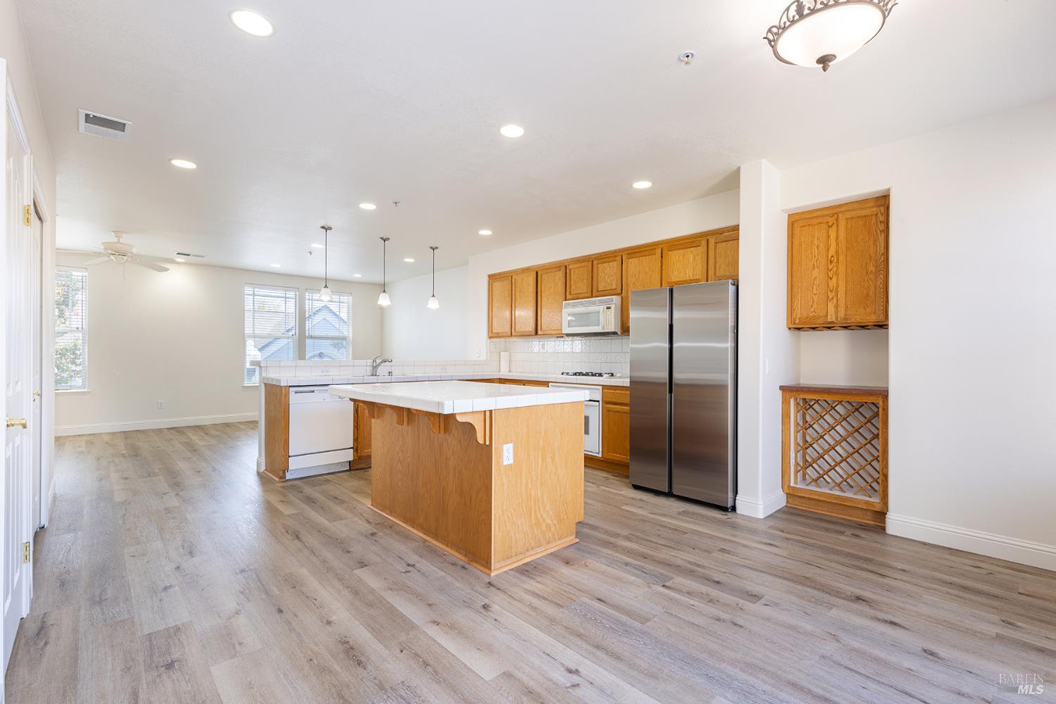 31 Johnson Street Windsor CA 95492