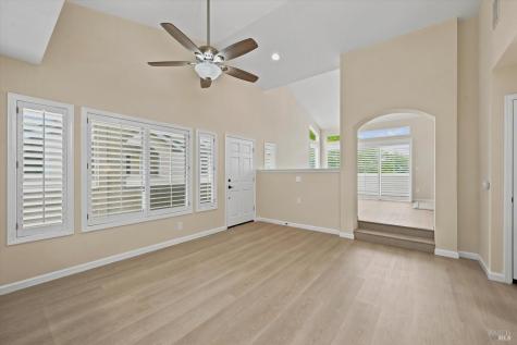 2004 Stonefield Lane Santa Rosa CA 95403