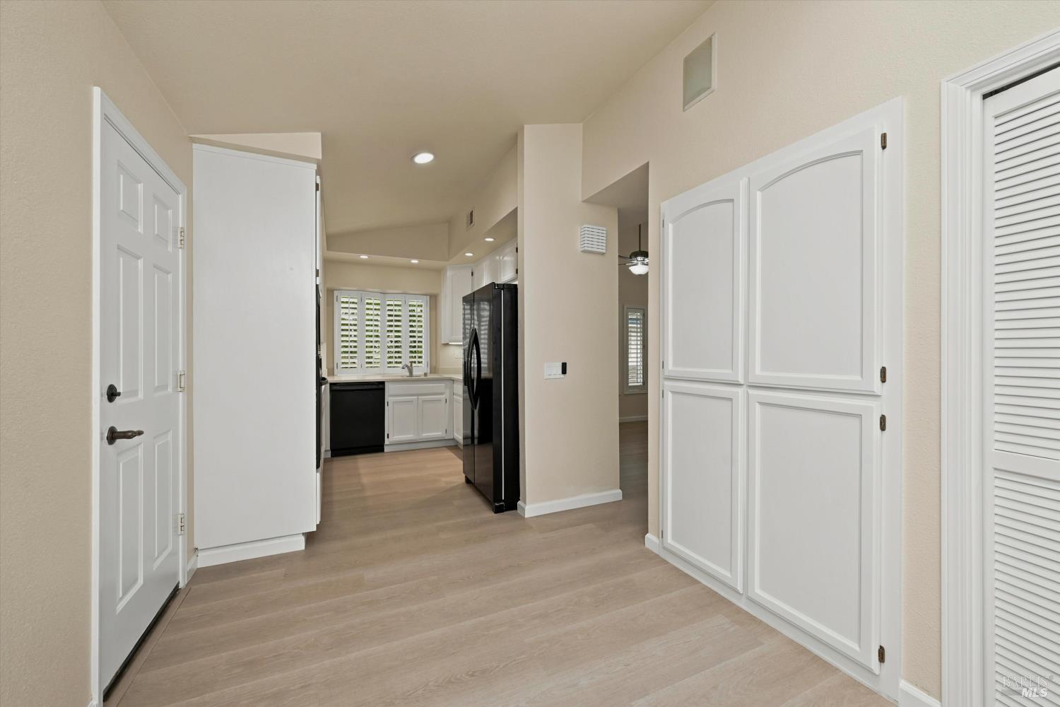 2004 Stonefield Lane Santa Rosa CA 95403