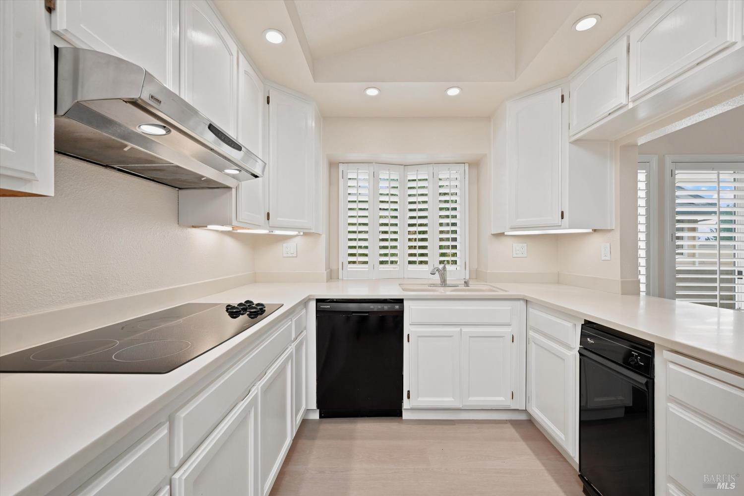 2004 Stonefield Lane Santa Rosa CA 95403