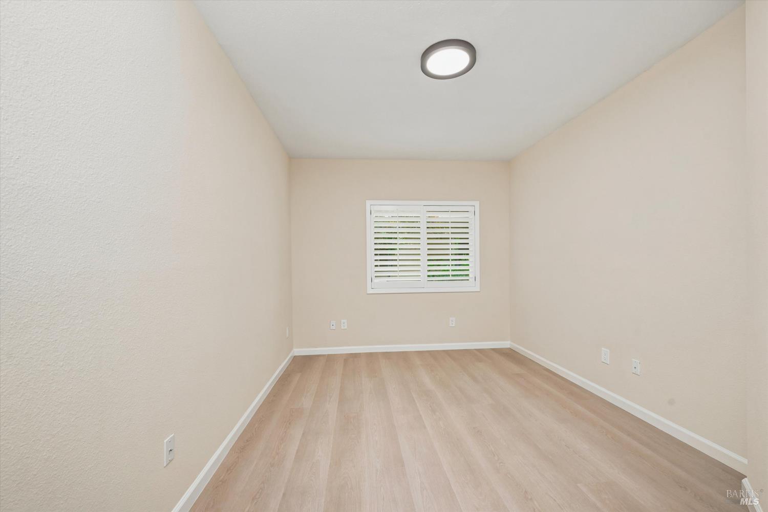 2004 Stonefield Lane Santa Rosa CA 95403