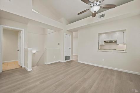 2004 Stonefield Lane Santa Rosa CA 95403