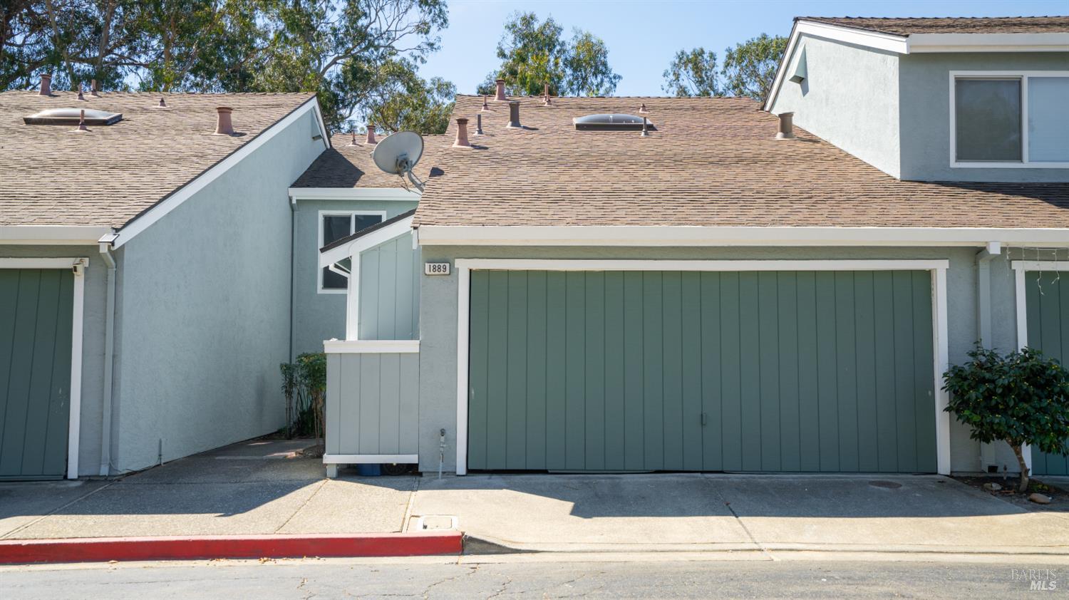 1889 Chantilly Lane Hayward CA 94541