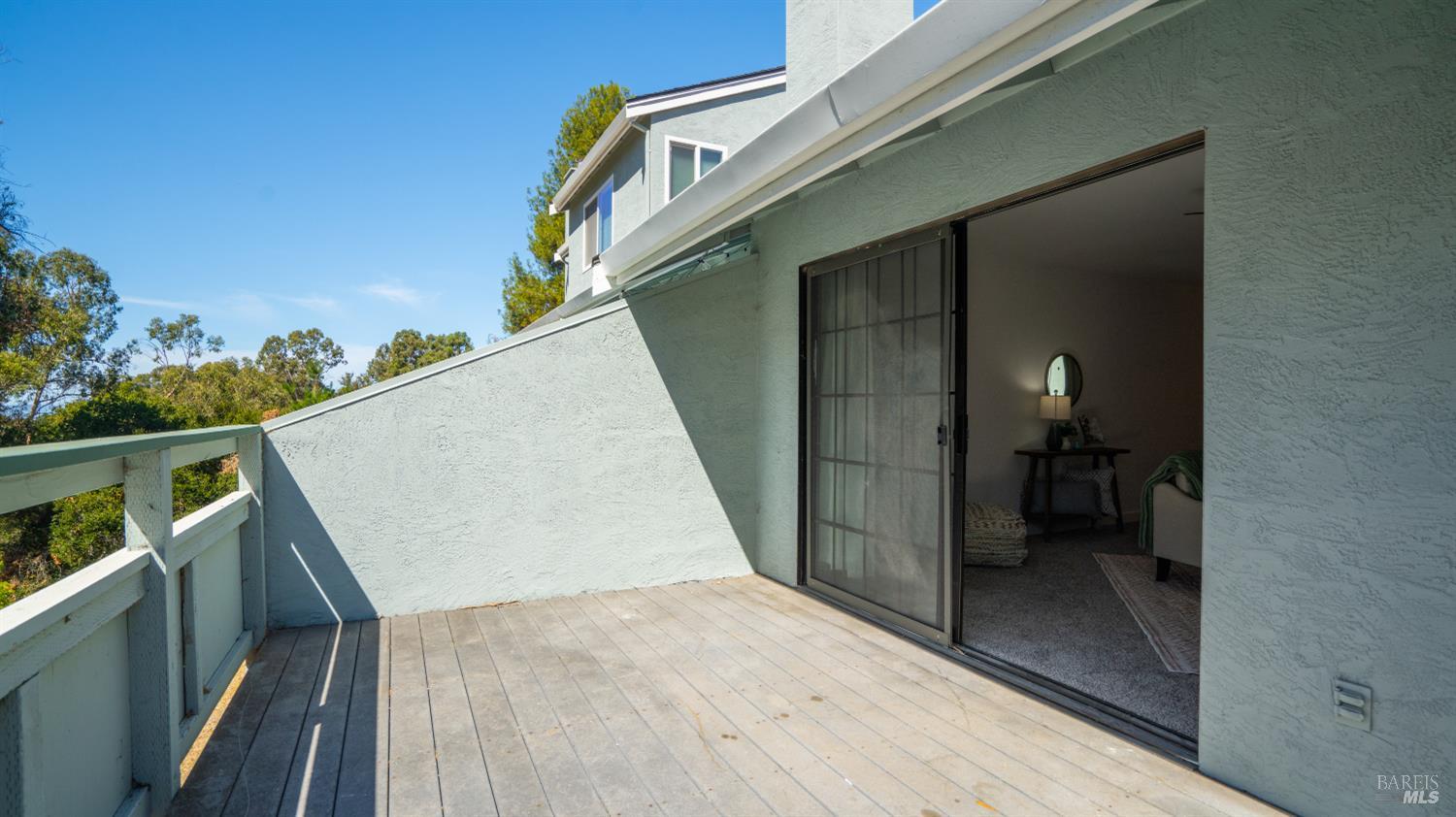 1889 Chantilly Lane Hayward CA 94541