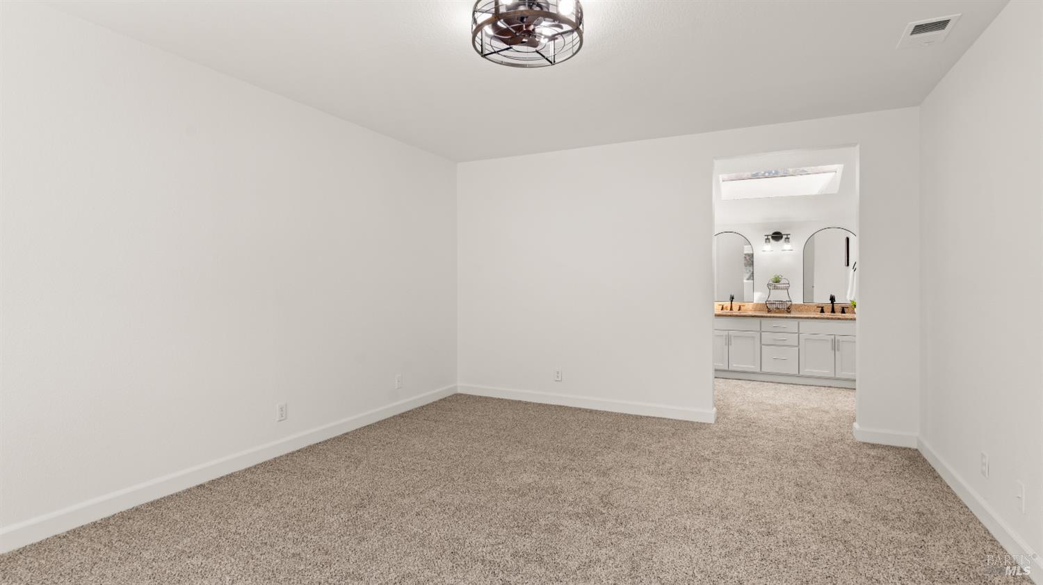 1889 Chantilly Lane Hayward CA 94541