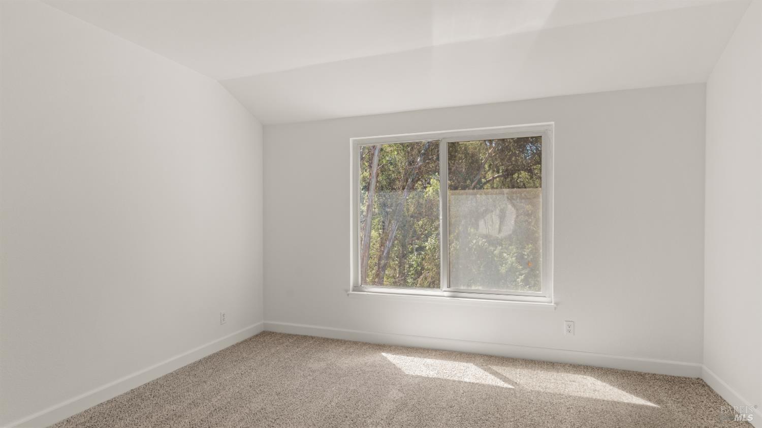 1889 Chantilly Lane Hayward CA 94541