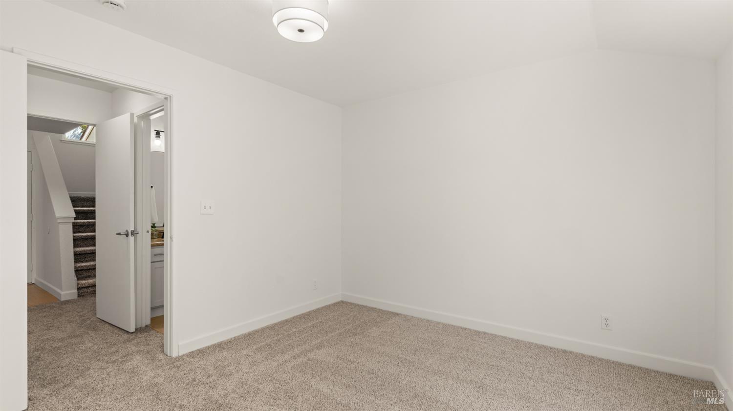 1889 Chantilly Lane Hayward CA 94541