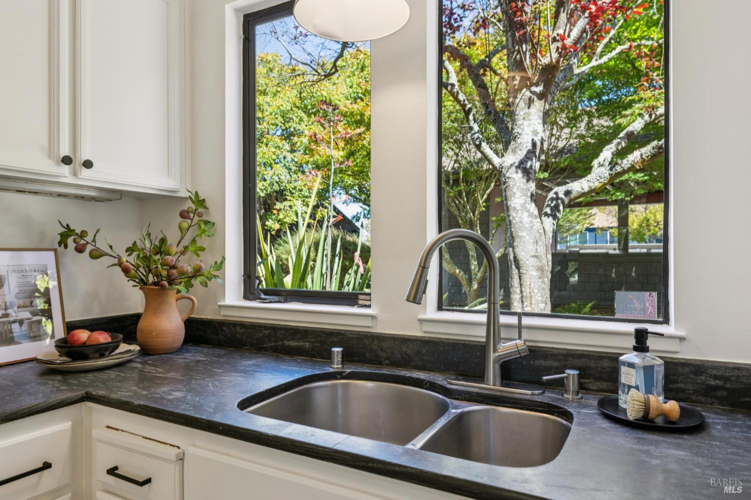 416 Donahue Street Sausalito CA 94965