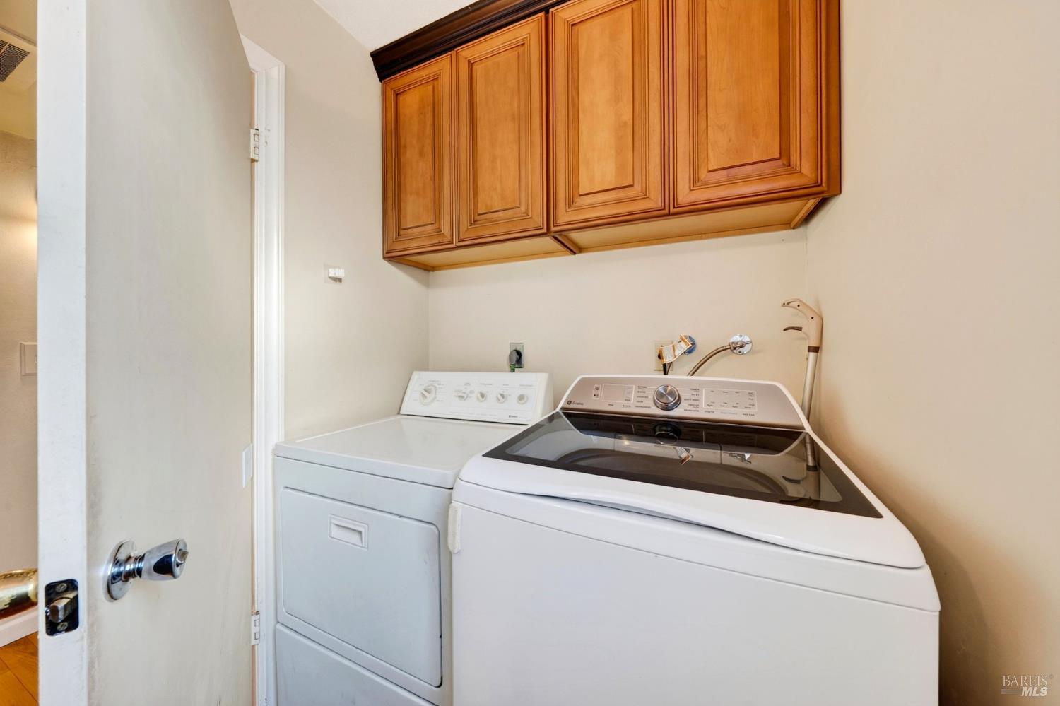 4501 Harbor Lane Rohnert Park CA 94928