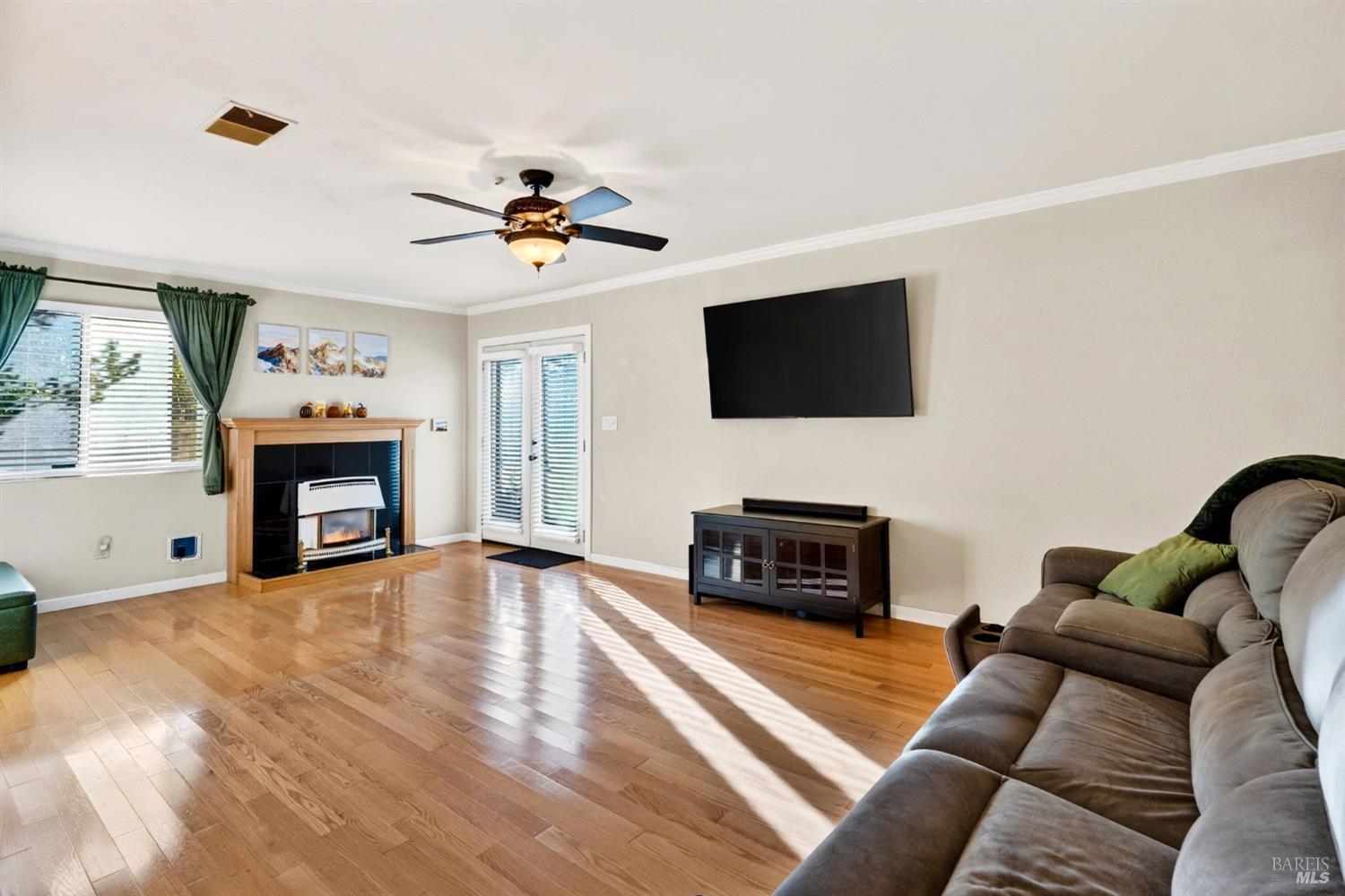 4501 Harbor Lane Rohnert Park CA 94928