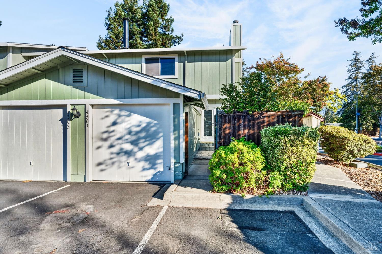4501 Harbor Lane Rohnert Park CA 94928