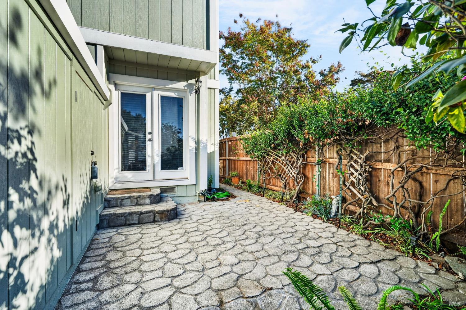 4501 Harbor Lane Rohnert Park CA 94928