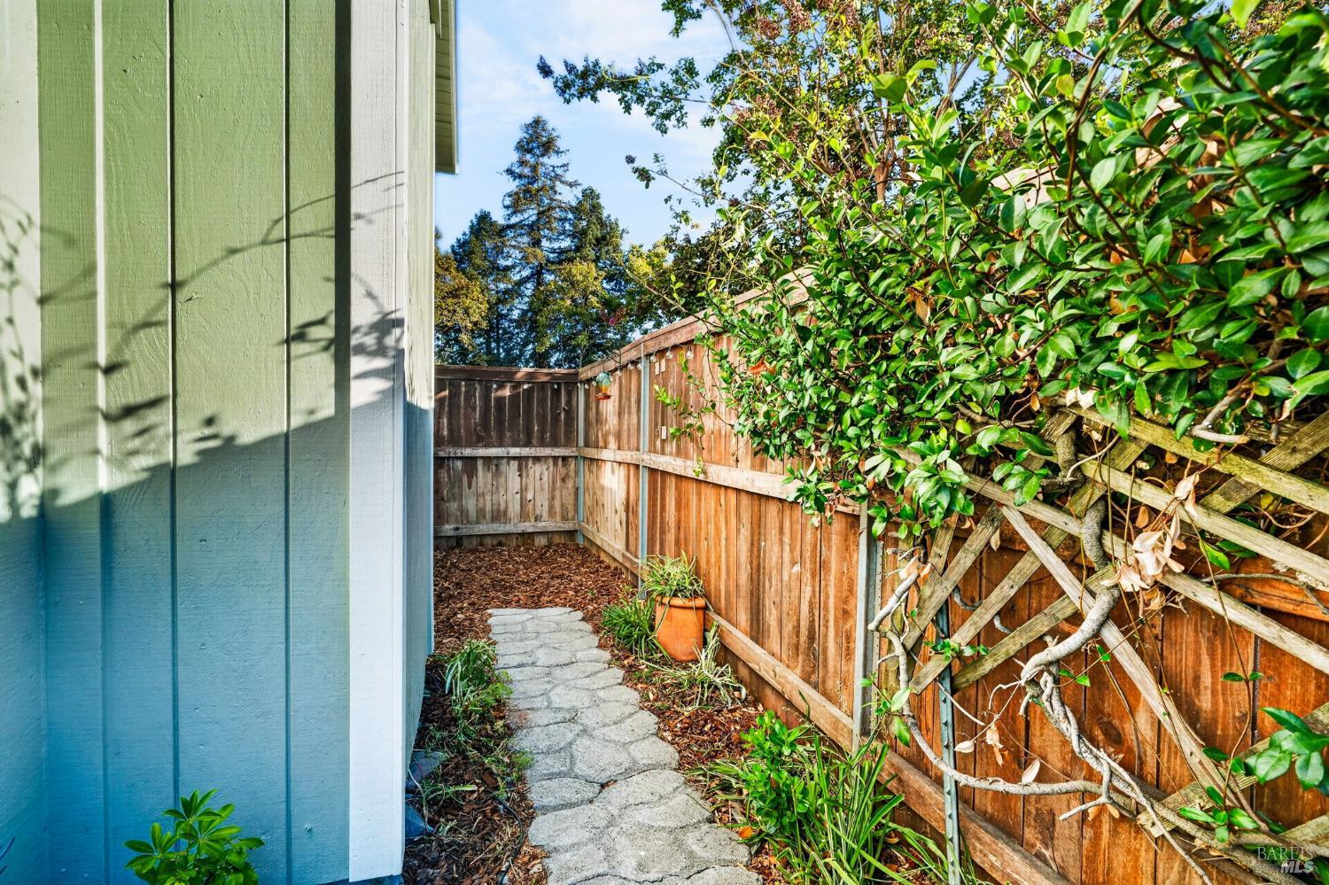 4501 Harbor Lane Rohnert Park CA 94928