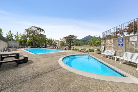 827 Via Casitas Greenbrae CA 94904