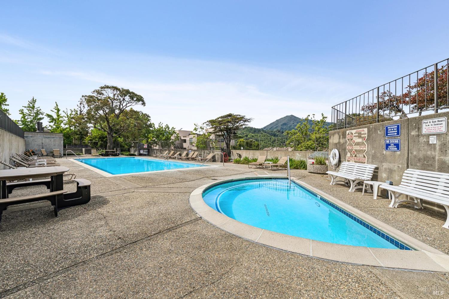 827 Via Casitas Greenbrae CA 94904