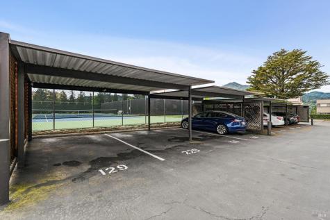 827 Via Casitas Greenbrae CA 94904