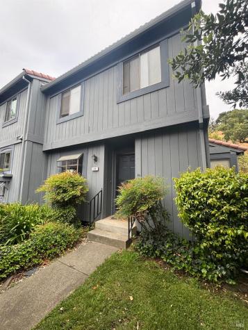 189 Escallonia Drive Novato CA 94945