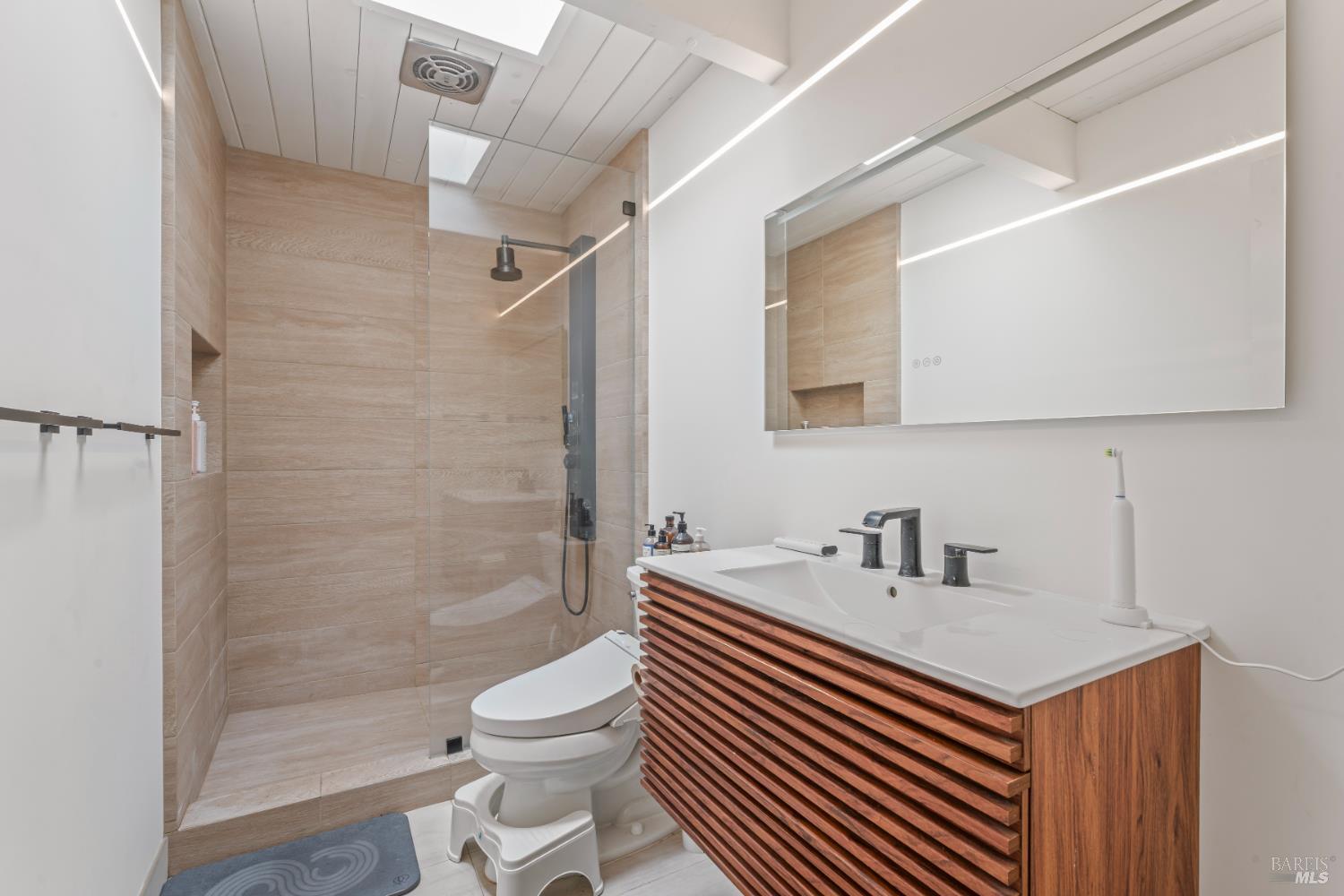 1076 Pomeroy Avenue Santa Clara CA 95051