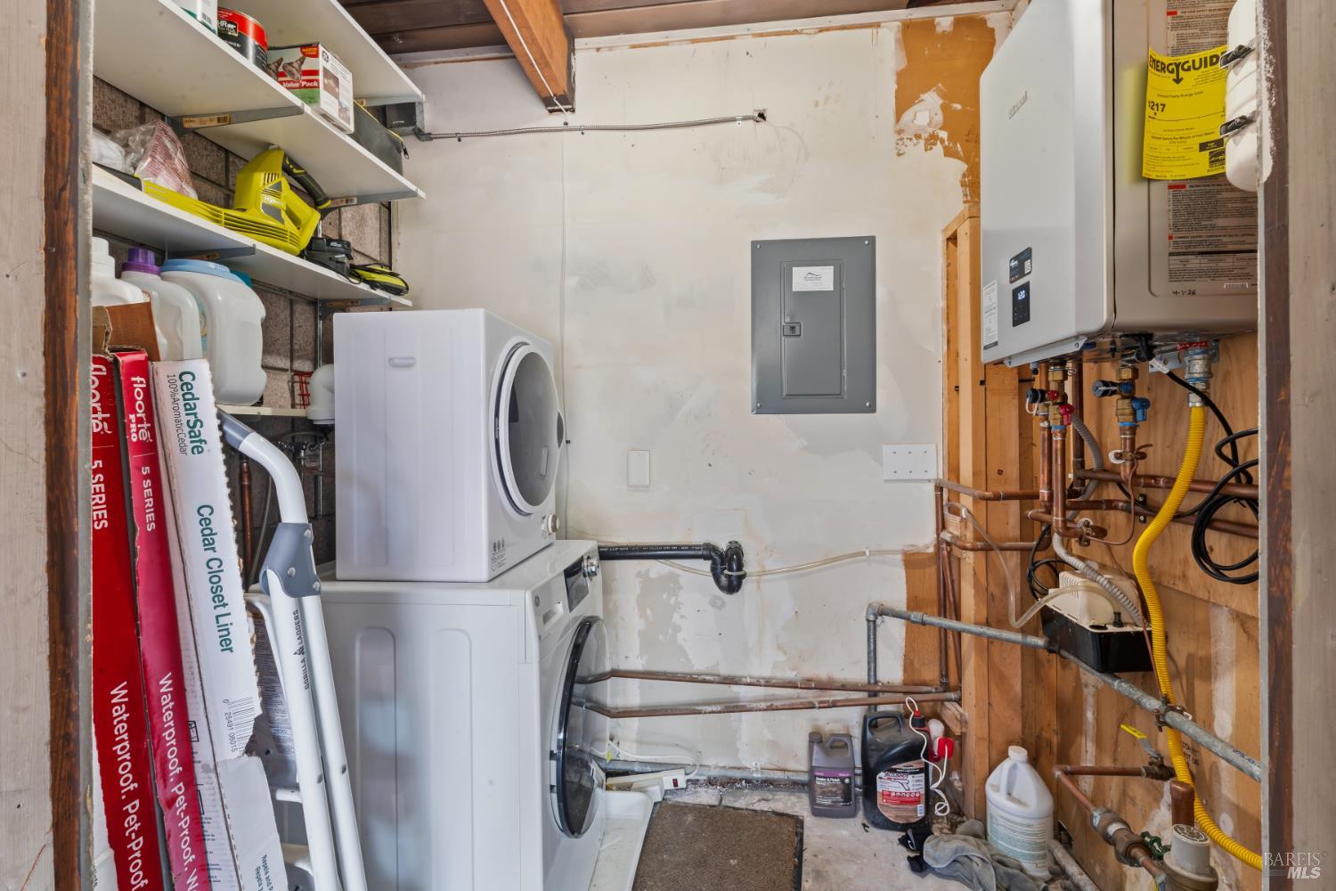 1076 Pomeroy Avenue Santa Clara CA 95051