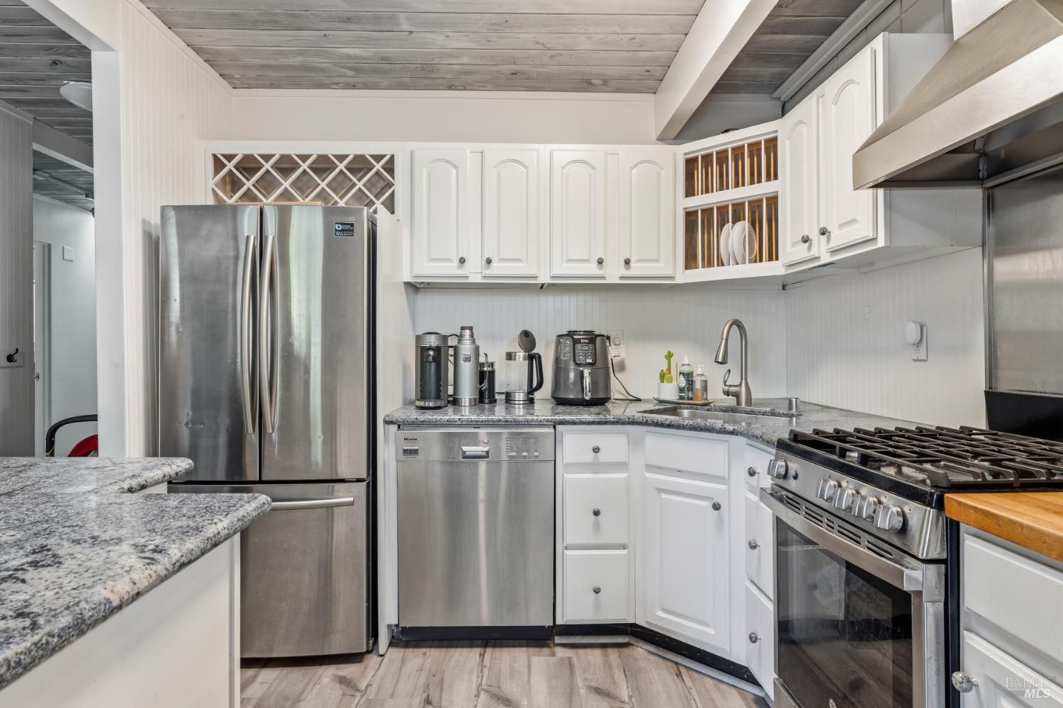 1076 Pomeroy Avenue Santa Clara CA 95051