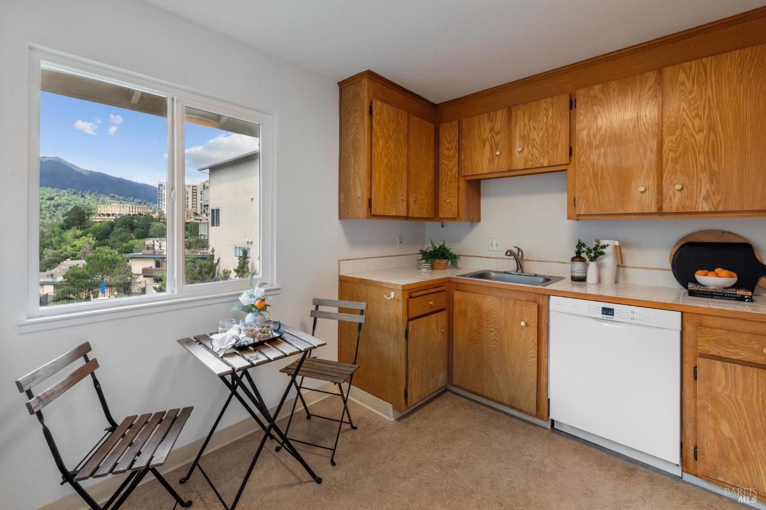 175 Upper Via Casitas Way Greenbrae CA 94904