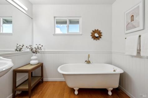 175 Upper Via Casitas Way Greenbrae CA 94904