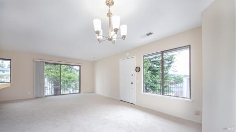 14 Scottsdale Way Novato CA 94947