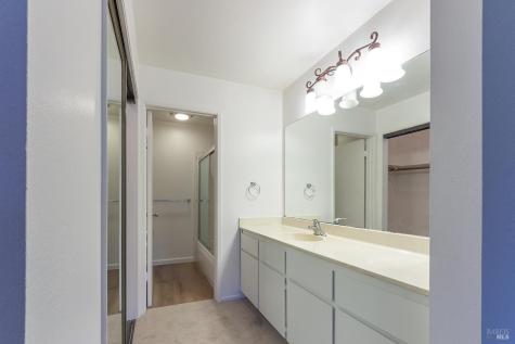 14 Scottsdale Way Novato CA 94947