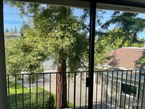 14 Scottsdale Way Novato CA 94947