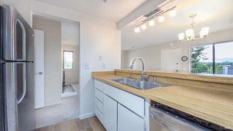 14 Scottsdale Way Novato CA 94947