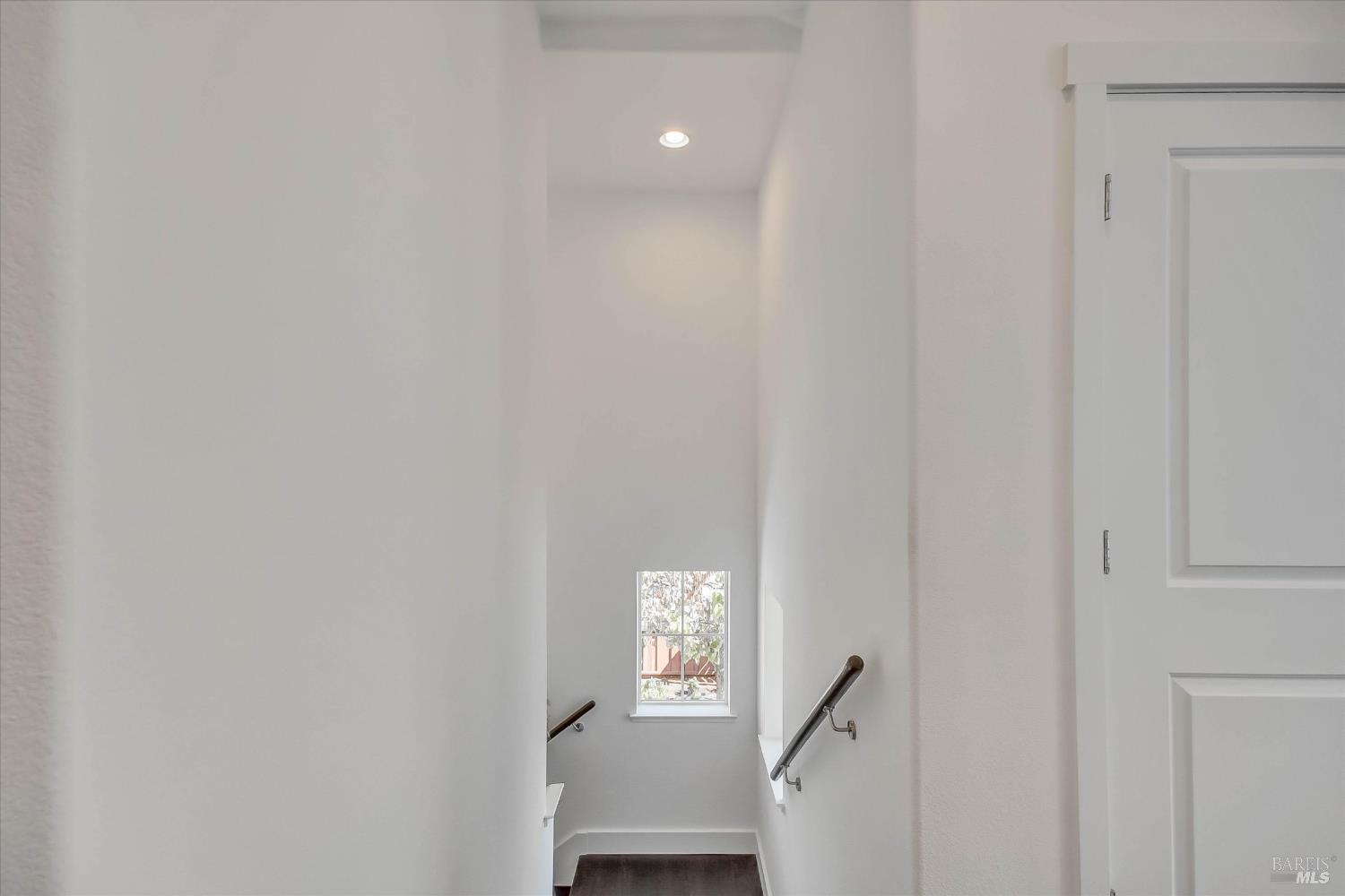 6 Merrydale Court San Rafael CA 94903